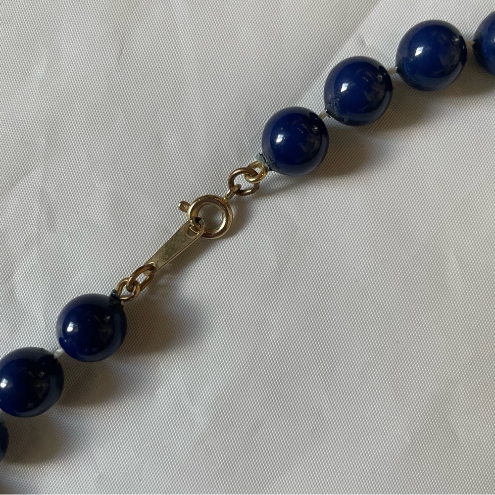 📿 Vintage: Blue  and Gold Costume Jewelry Necklace 📿 - Picture 4 of 8